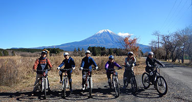 マウンテンバイクツアー
